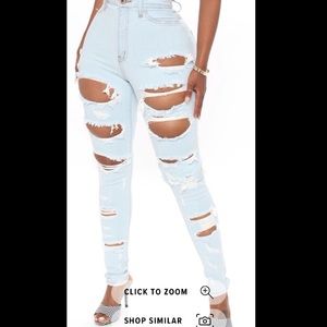 Destroyed Skinny Jeans - Light Blue Wash